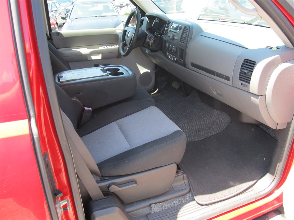 2008 Chevrolet Silverado - $9,999