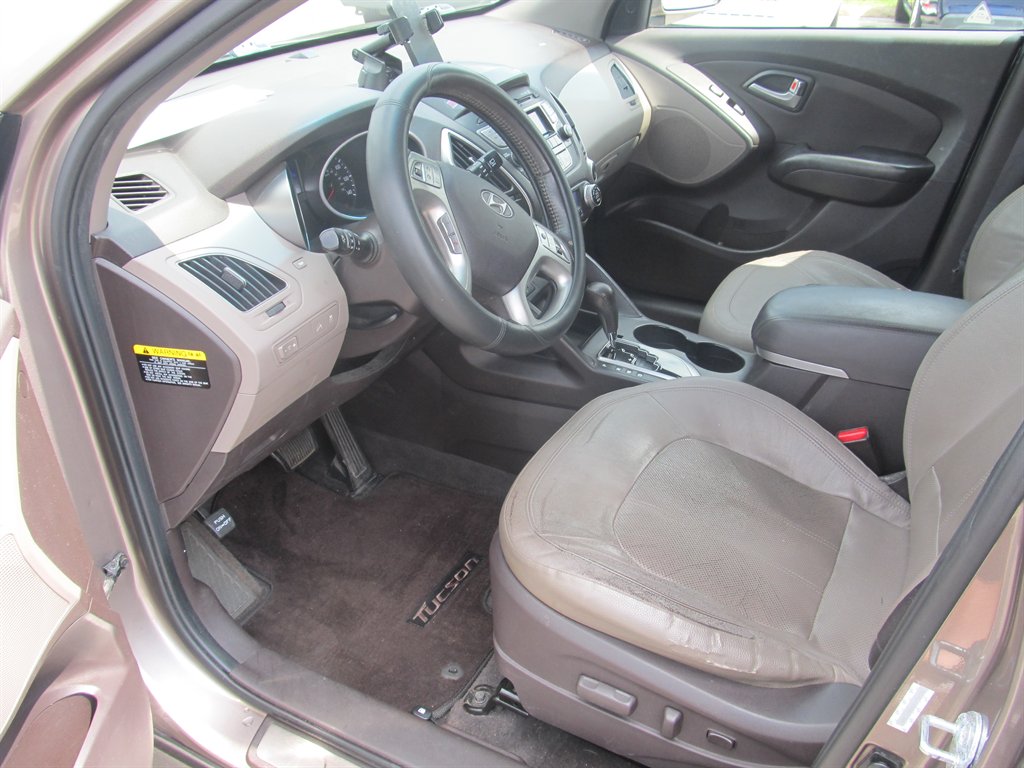 2013 Hyundai Tucson - $8,999