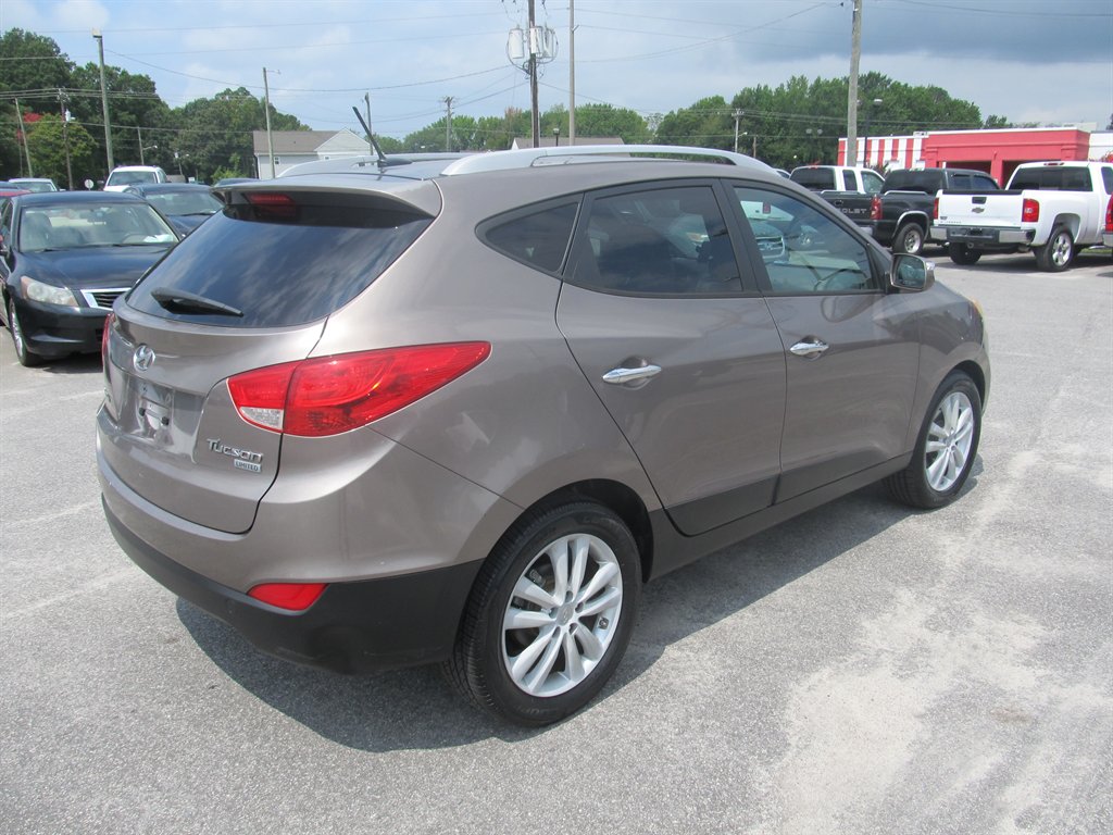2013 Hyundai Tucson - $8,999