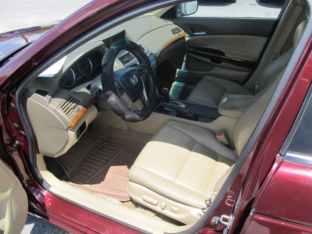 2010 Honda Accord - $7,999