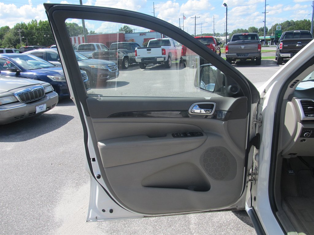 2012 Jeep Cherokee - $8,999