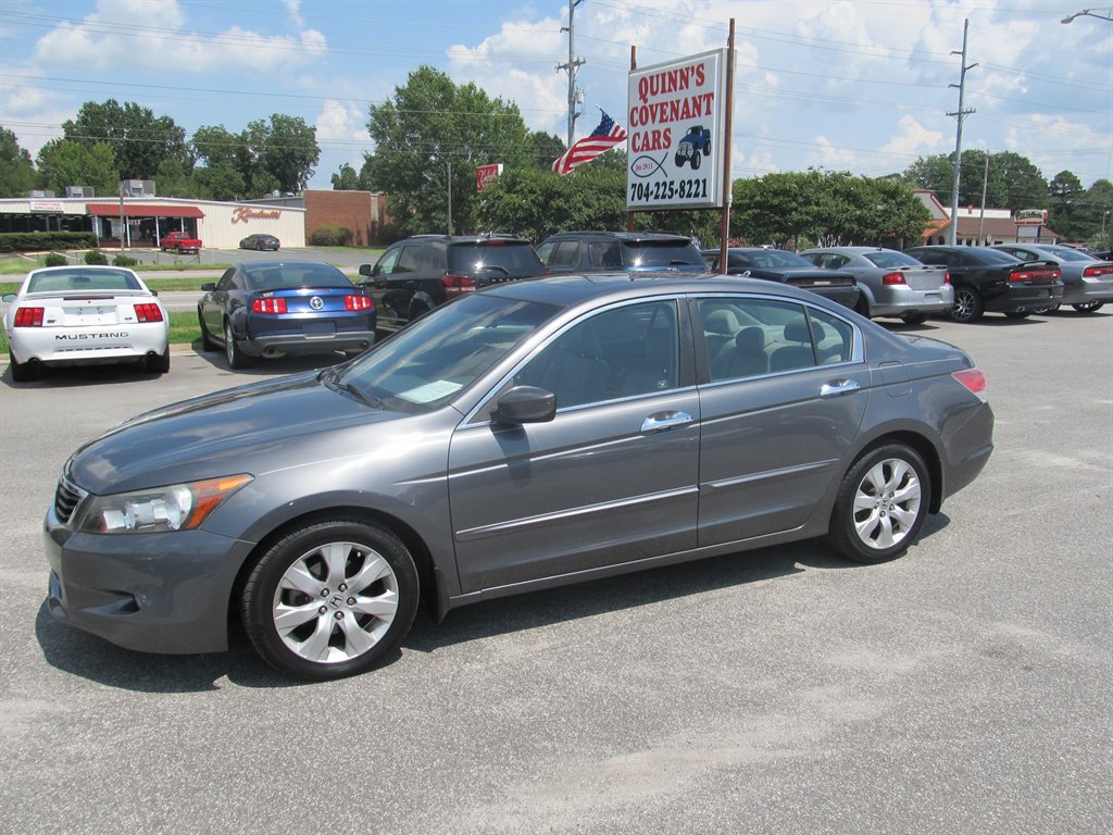 2010 Honda Accord - $8,999