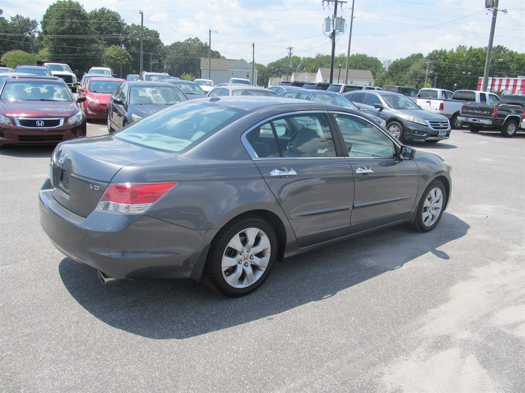 2010 Honda Accord - $8,999