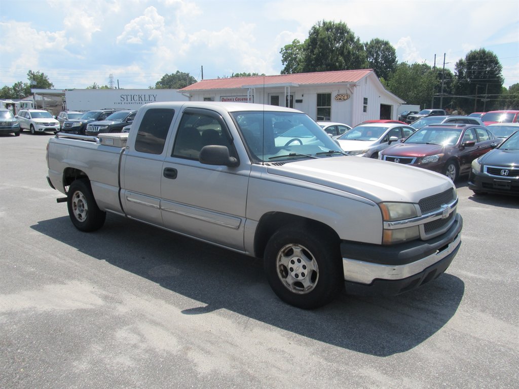 2004 Chevrolet Silverado - $8,999