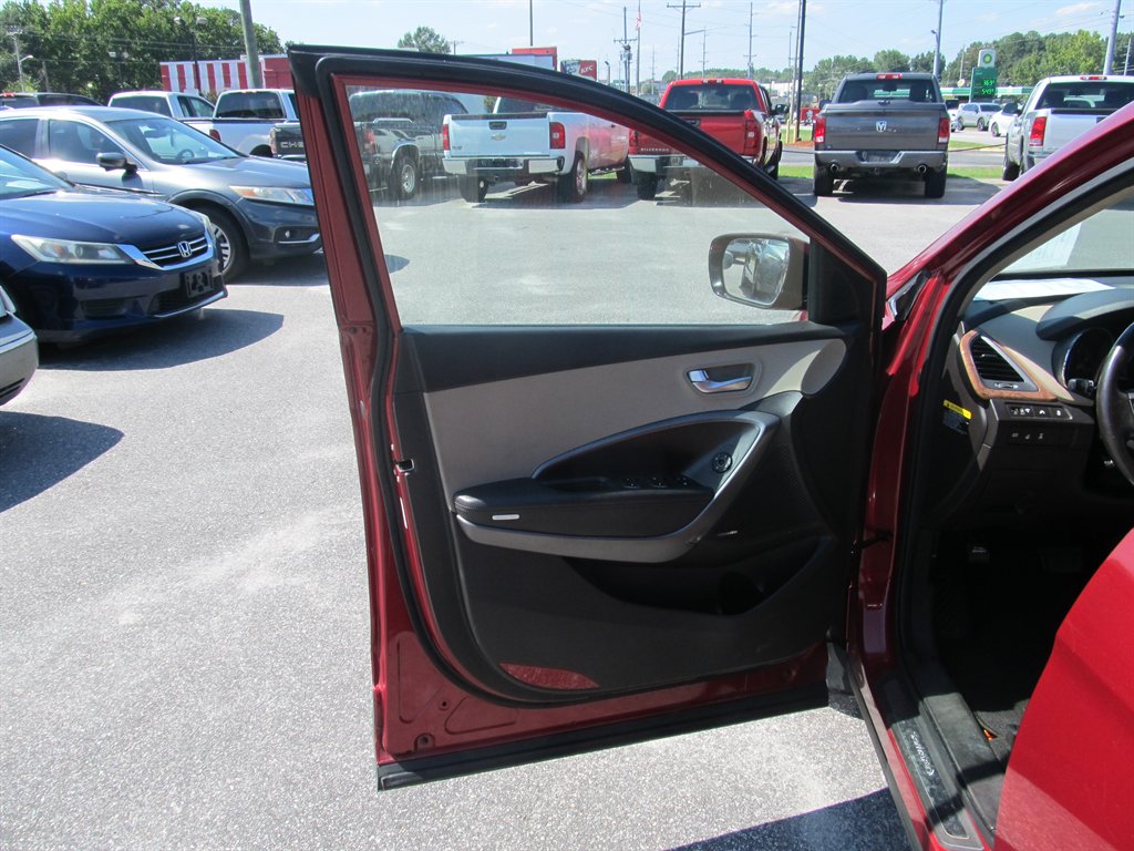 2013 Hyundai Santa Fe Sport - $8,999