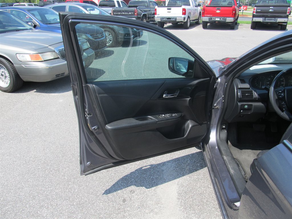 2014 Honda Accord - $11,999