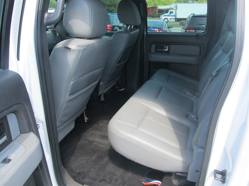 2014 Ford F-150 - $13,999