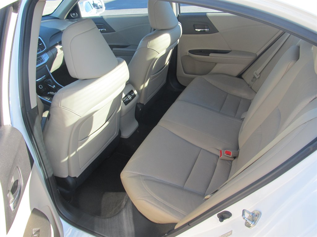 2013 Honda Accord - $9,999