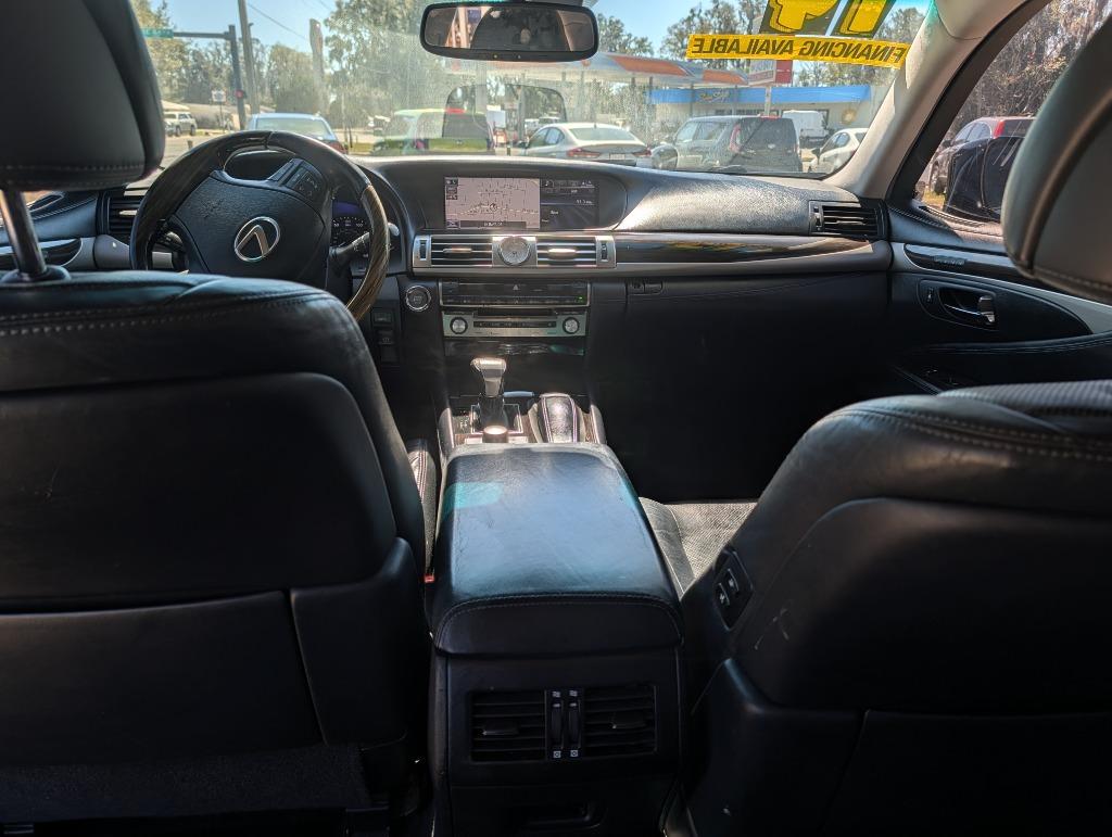 2014 Lexus LS