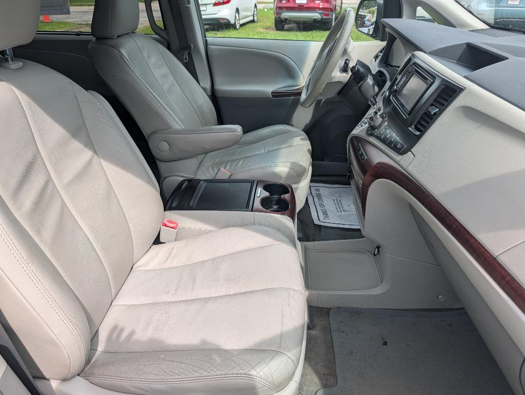 2013 Toyota Sienna