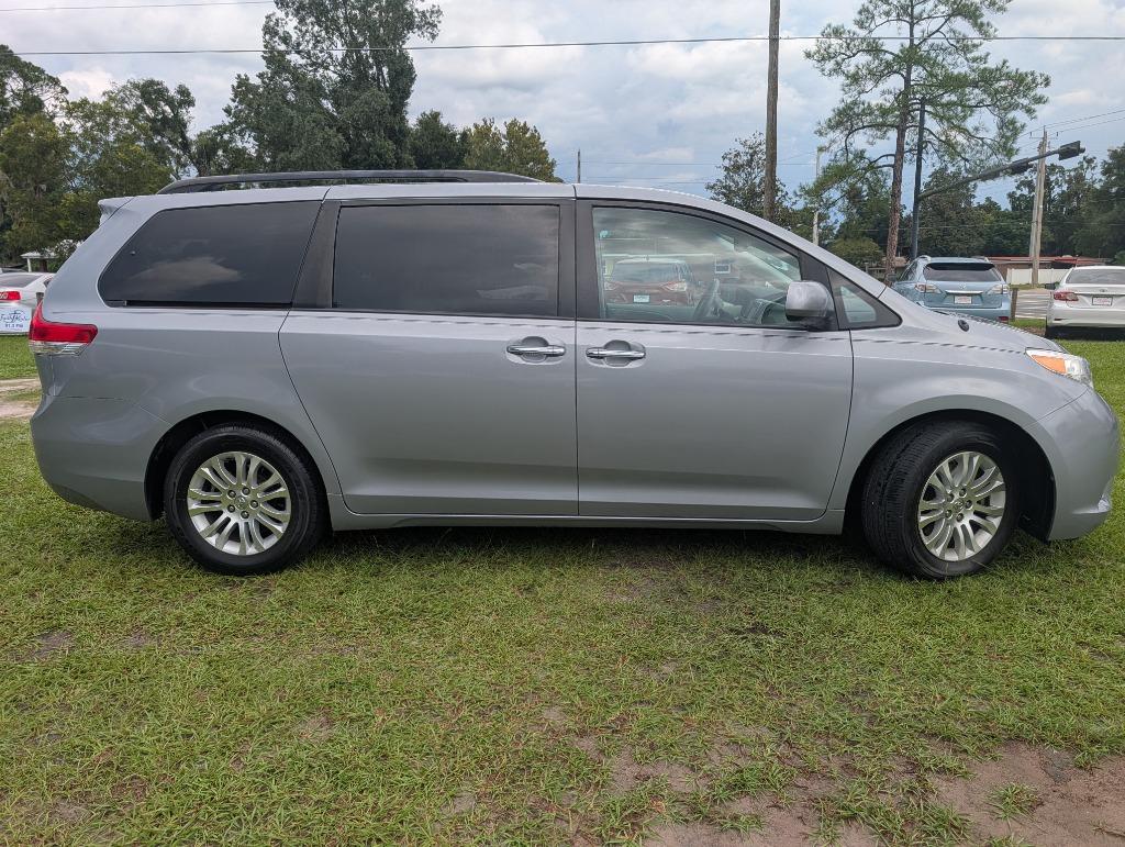 2013 Toyota Sienna