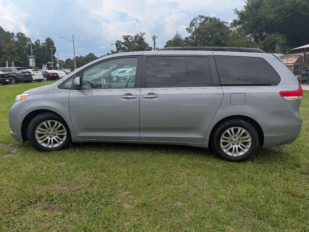 2013 Toyota Sienna