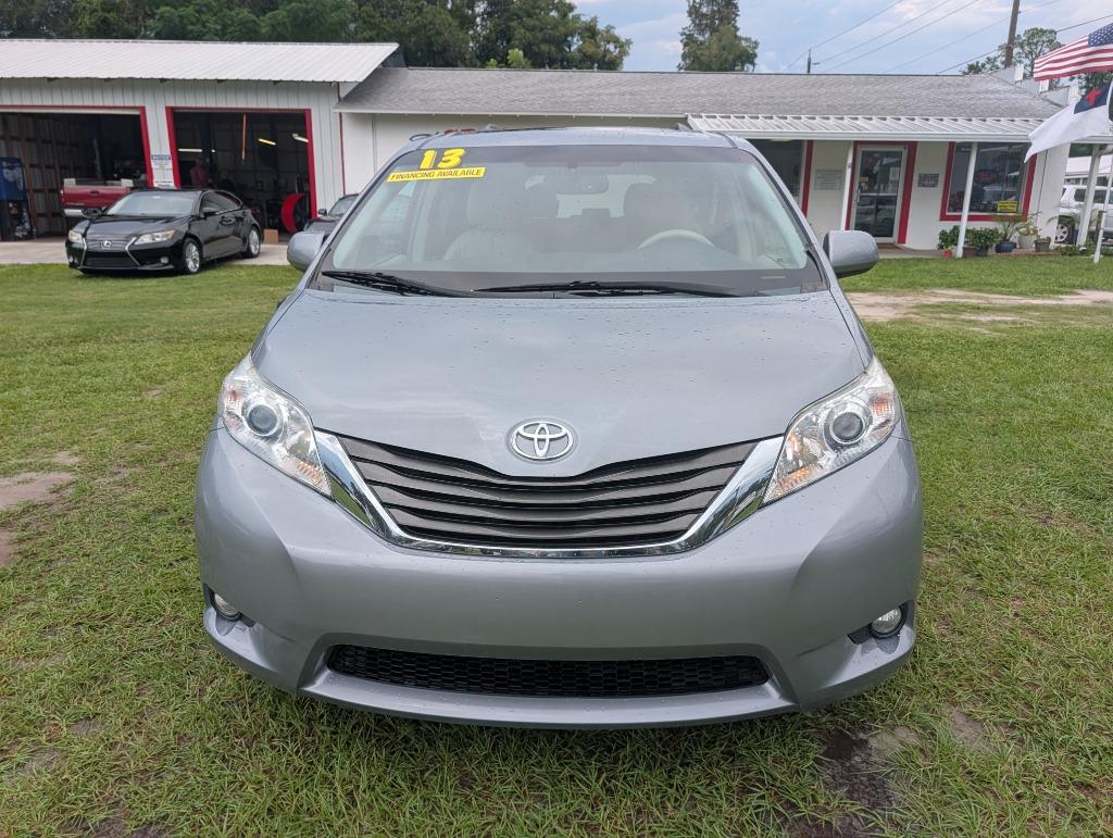 2013 Toyota Sienna