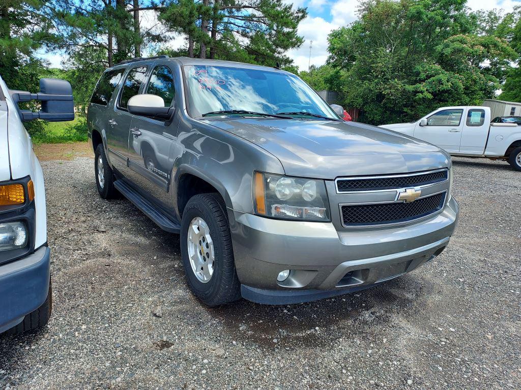 2009 Chevrolet Suburban - $5,900