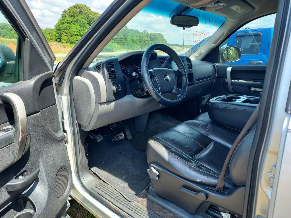2010 Chevrolet Silverado 1500 LS photo