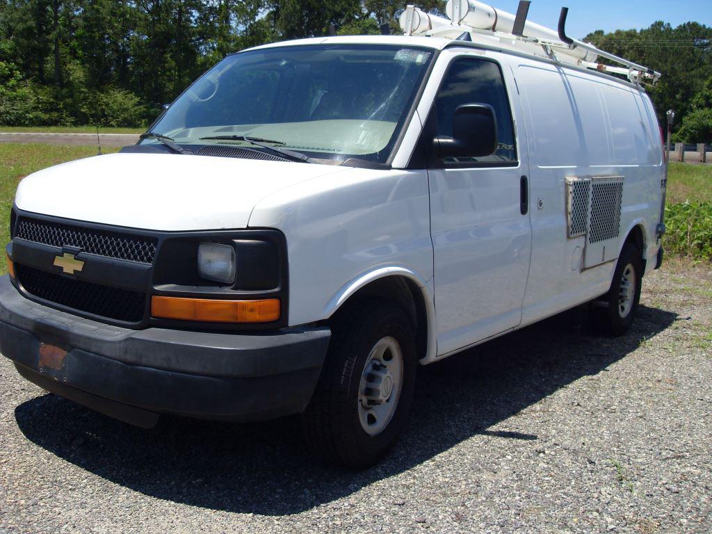2008 Chevrolet Express 3500 3500 photo