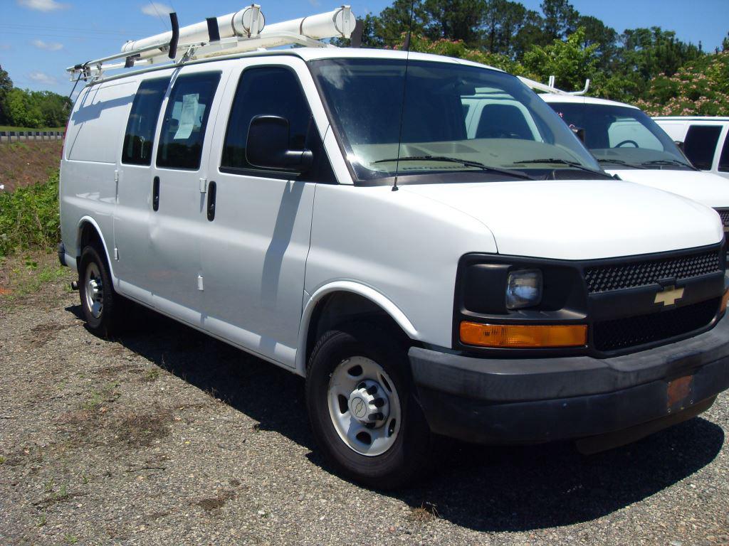 2008 Chevrolet Express 3500 3500 photo