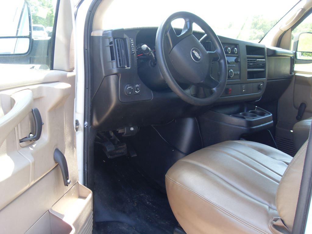 2008 Chevrolet Express 3500 3500 photo