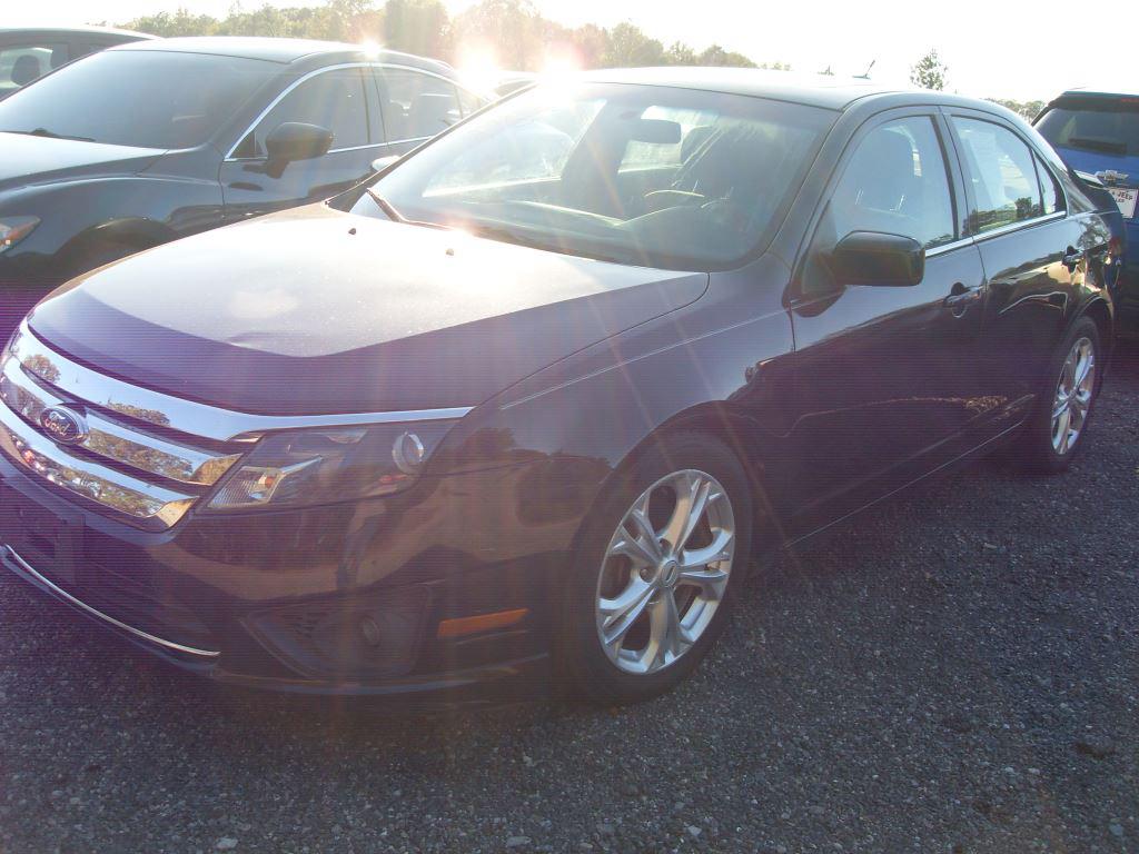2012 Ford Fusion SE photo