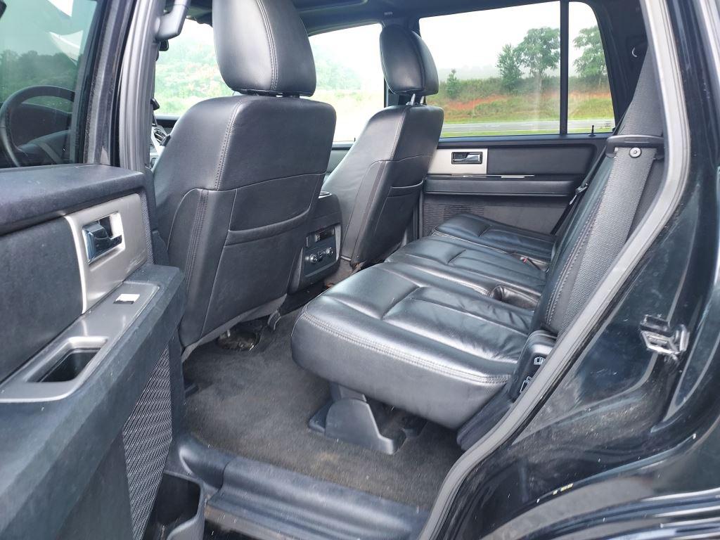 2017 Ford Expedition - $7,900