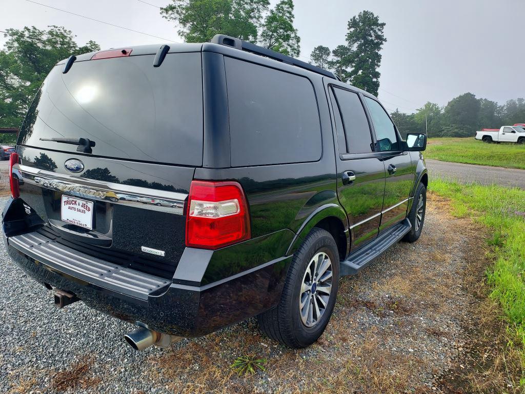 2017 Ford Expedition - $7,900