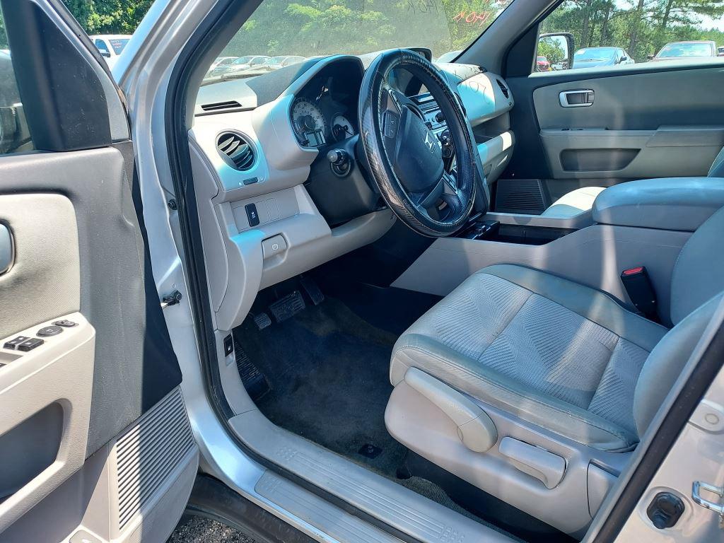 2014 Honda Pilot LX photo