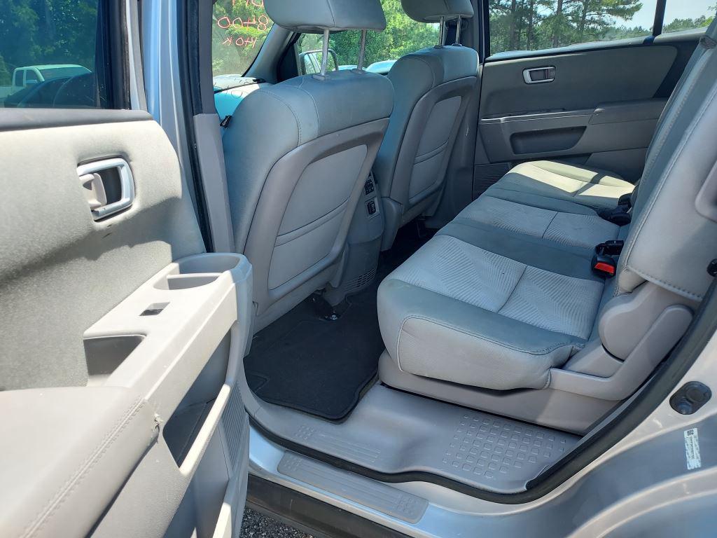 2014 Honda Pilot LX photo