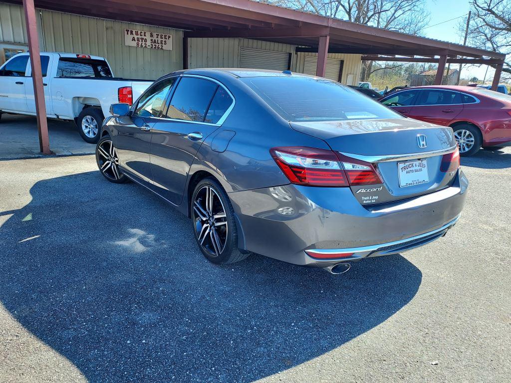 2017 Honda Accord - $10,400