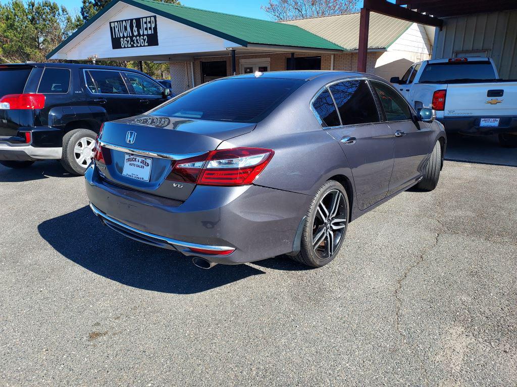 2017 Honda Accord - $10,400