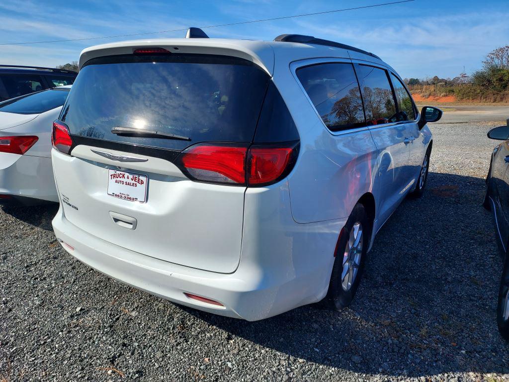 2021 Chrysler Voyager - $6,900