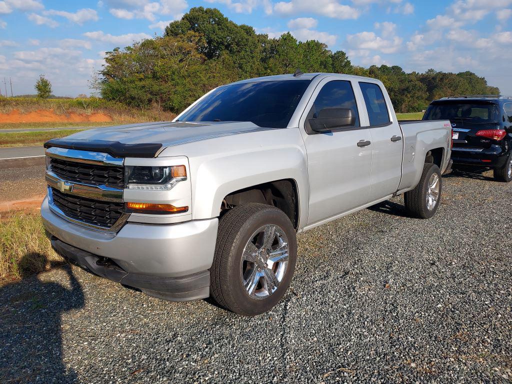 2018 Chevrolet Silverado - $14,900