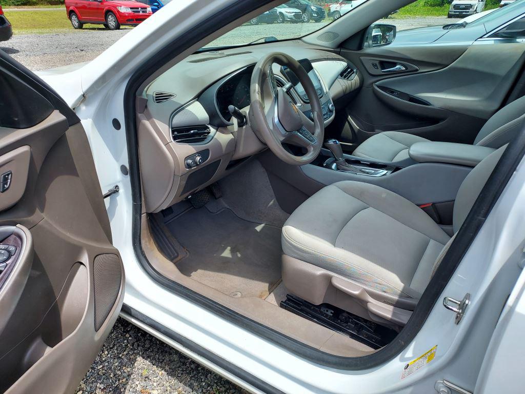 2019 Chevrolet Malibu - $7,400