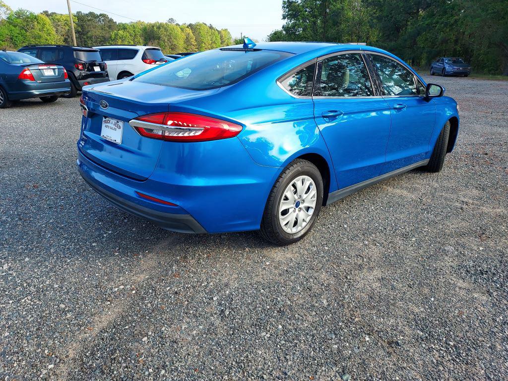 2020 Ford Fusion - $7,900