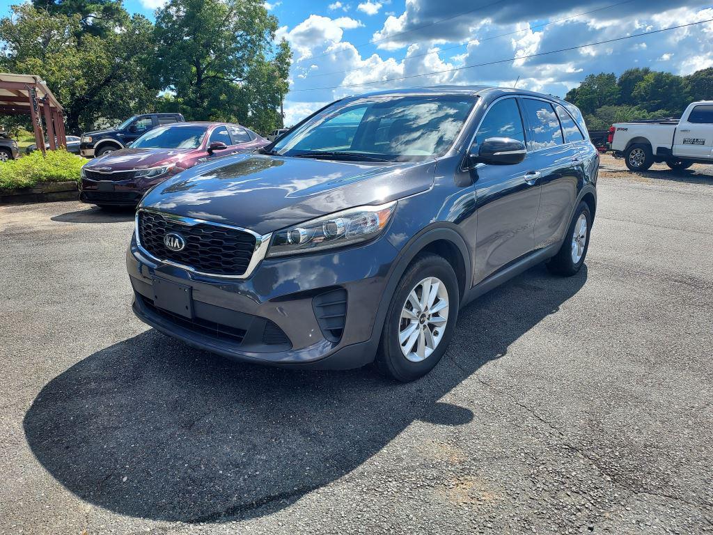 2019 Kia Sorento - $7,900