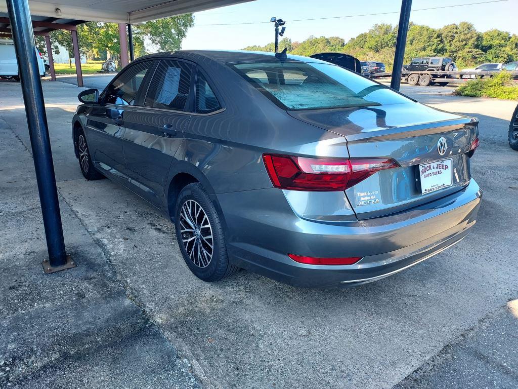 2021 Volkswagen Jetta - $7,600