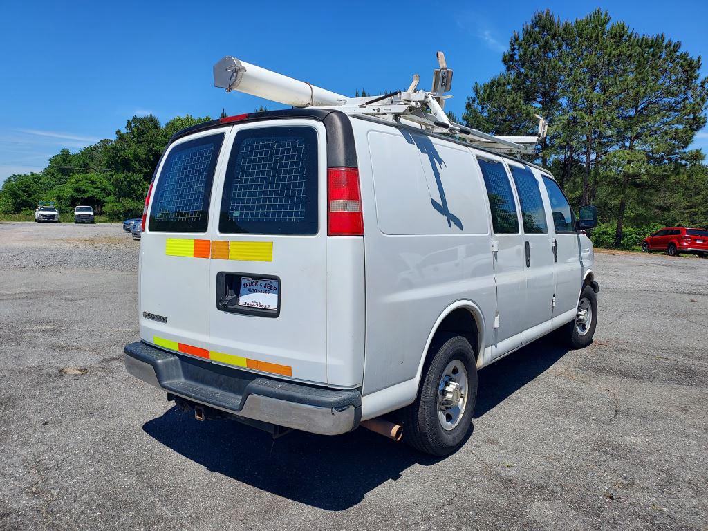 2014 Chevrolet Express - $6,400