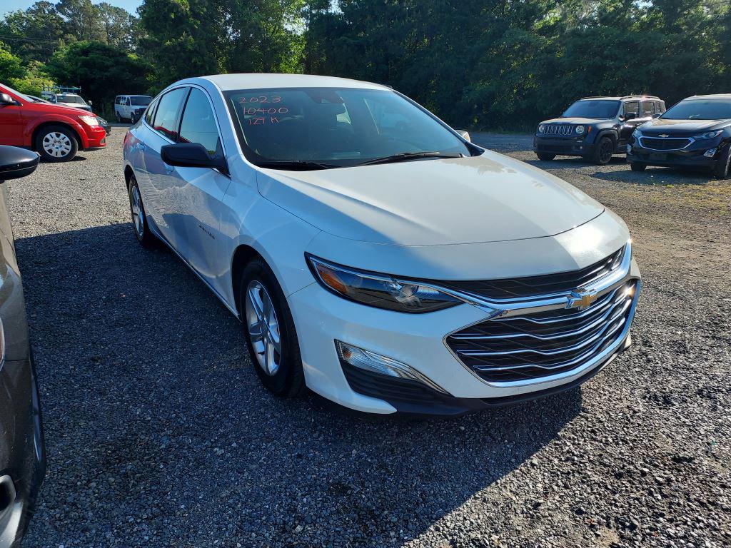 2023 Chevrolet Malibu - $10,400