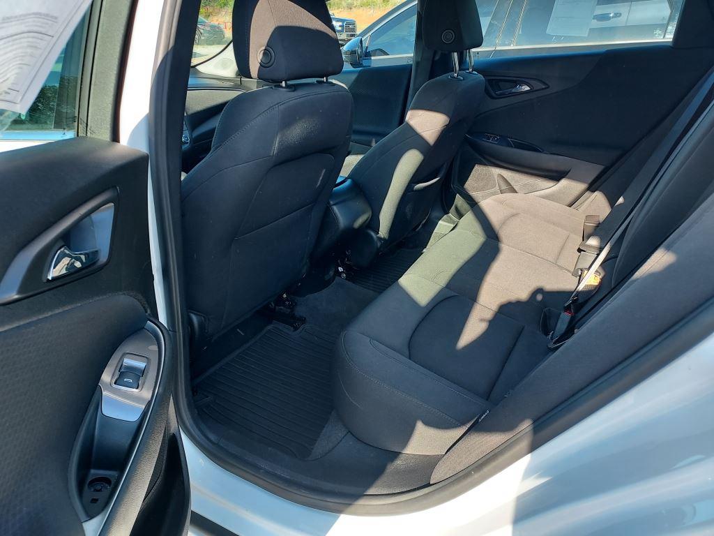 2023 Chevrolet Malibu - $10,400