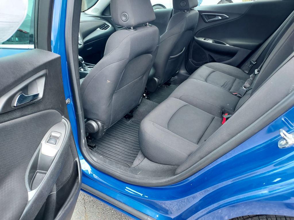 2023 Chevrolet Malibu - $10,400