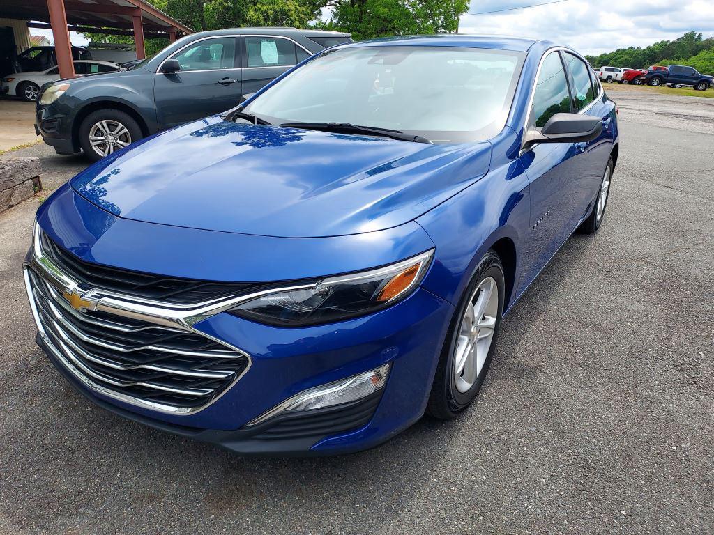 2023 Chevrolet Malibu - $10,400