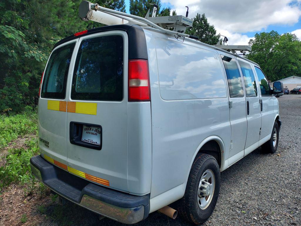 2014 Chevrolet Express - $7,900