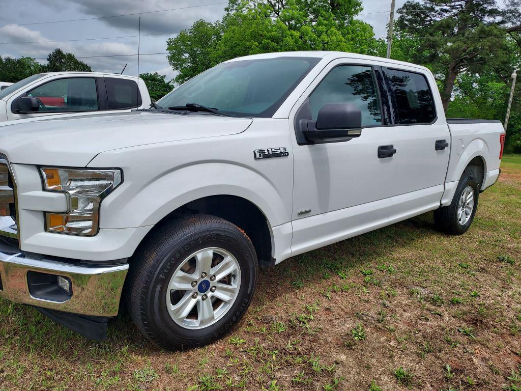 2017 Ford F-150 - $15,400