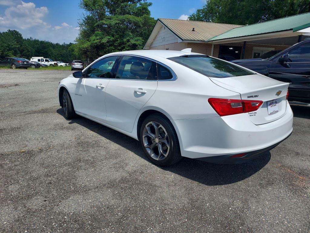 2023 Chevrolet Malibu - $9,400