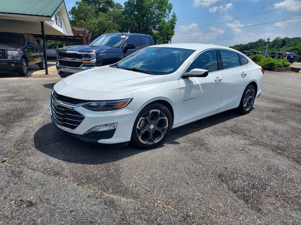 2023 Chevrolet Malibu - $9,400