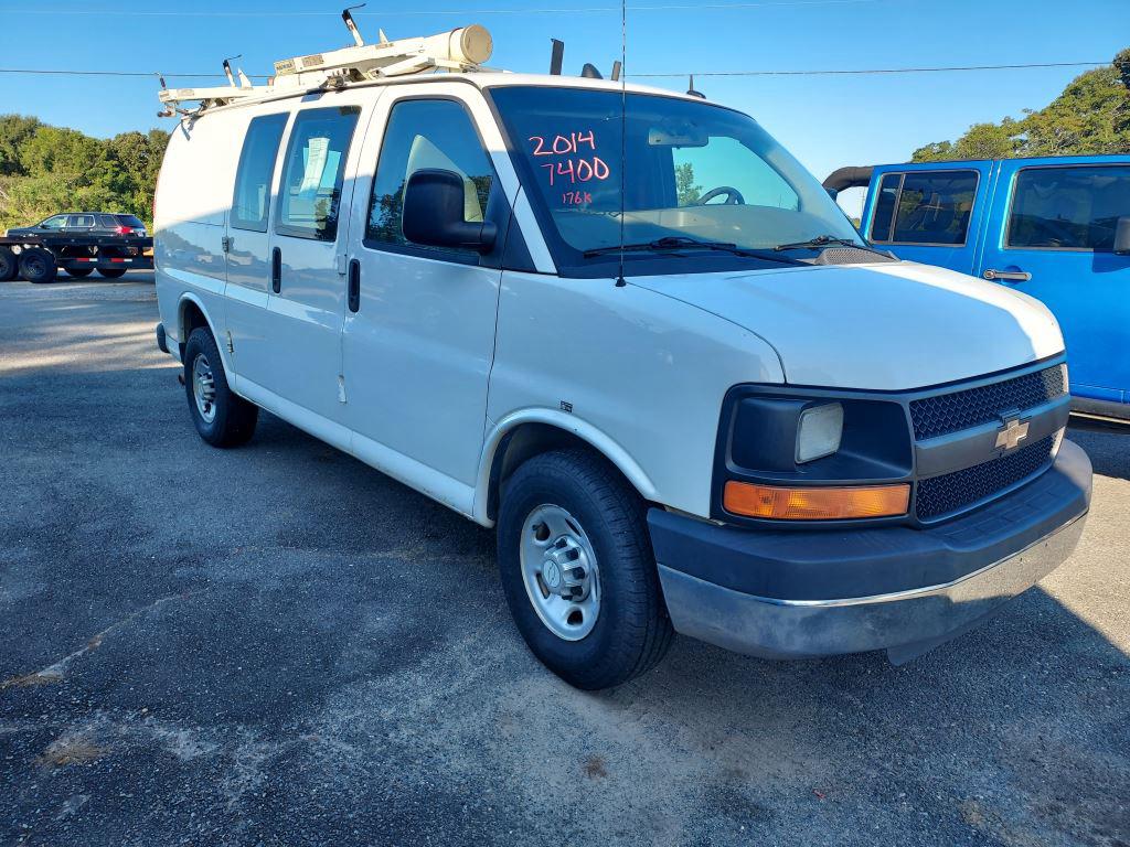 2014 Chevrolet Express - $7,400