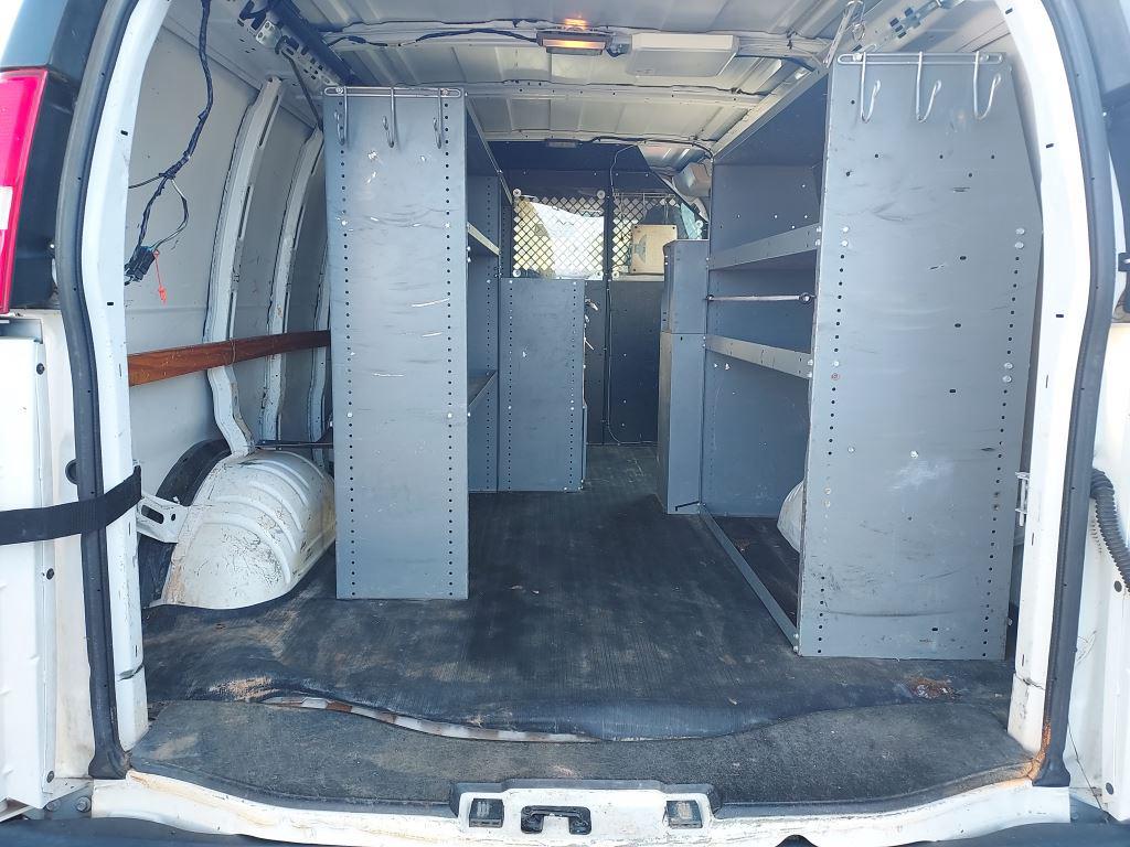 2014 Chevrolet Express - $7,400