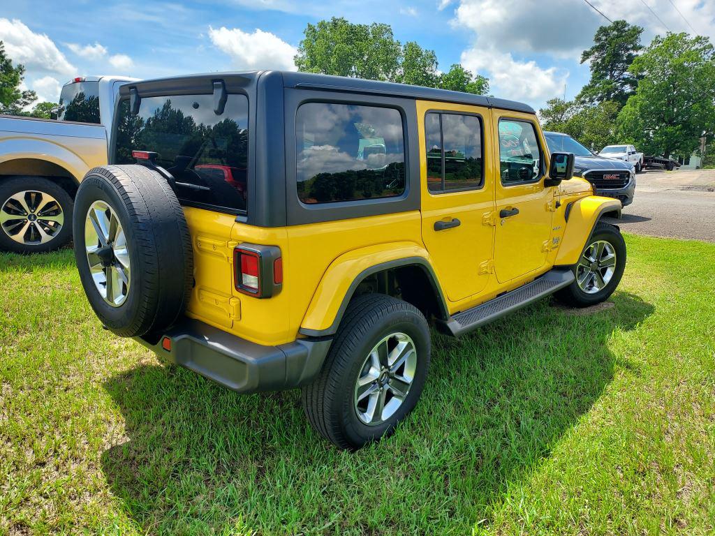 2020 Jeep Wrangler - $15,400