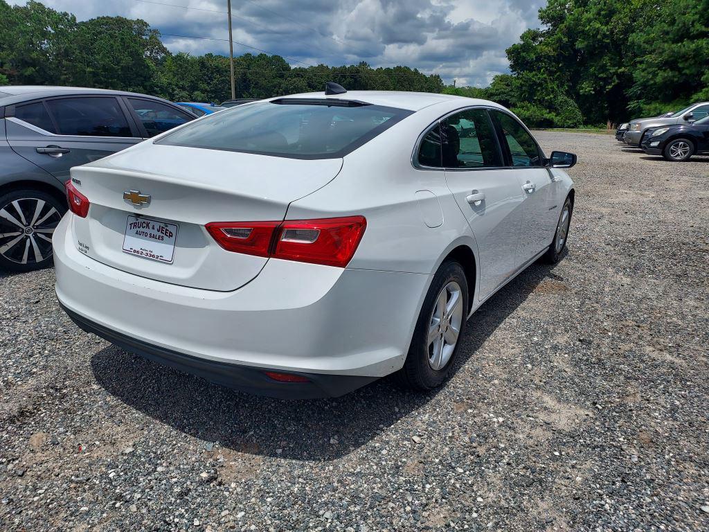 2023 Chevrolet Malibu - $7,900