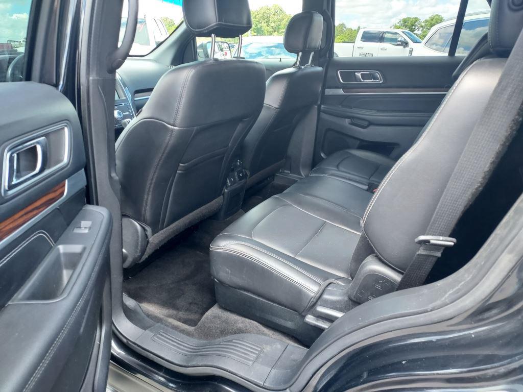 2016 Ford Explorer - $7,400