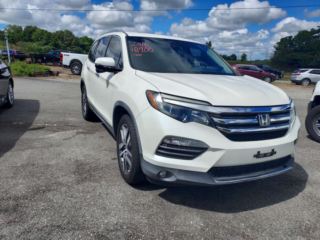 2016 Honda Pilot - $10,900